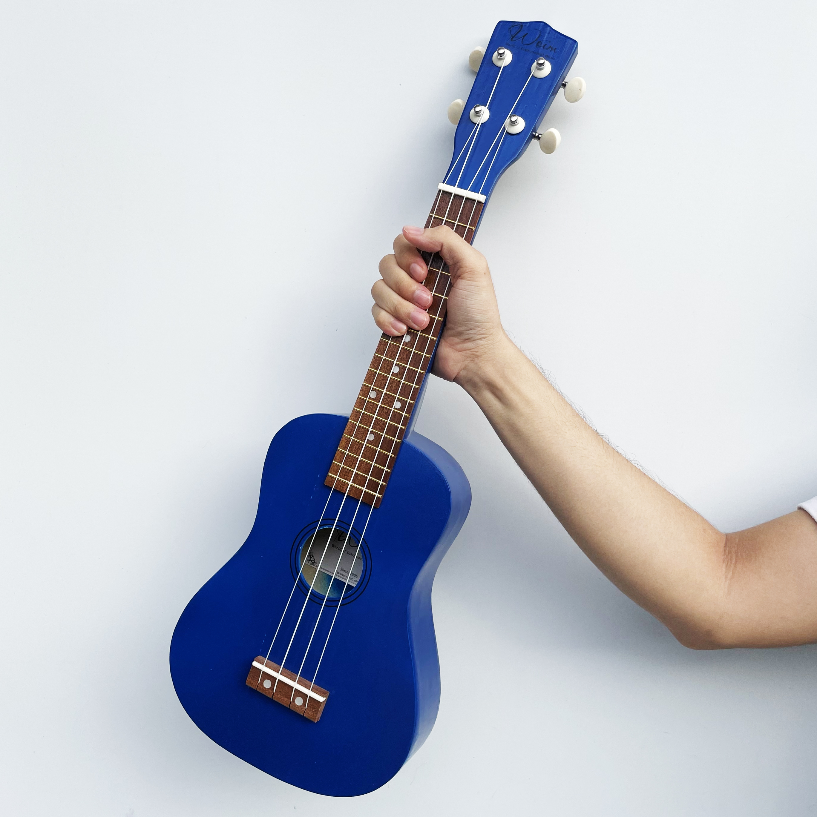 Đàn Ukulele Concert Woim 33A19 kèm bao vải