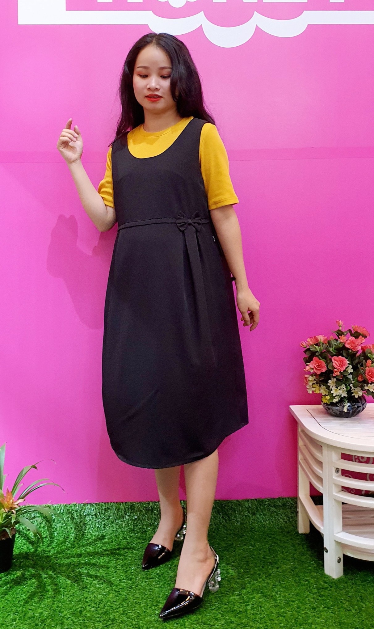 Yếm bầu vải thô xếp li nơ eo