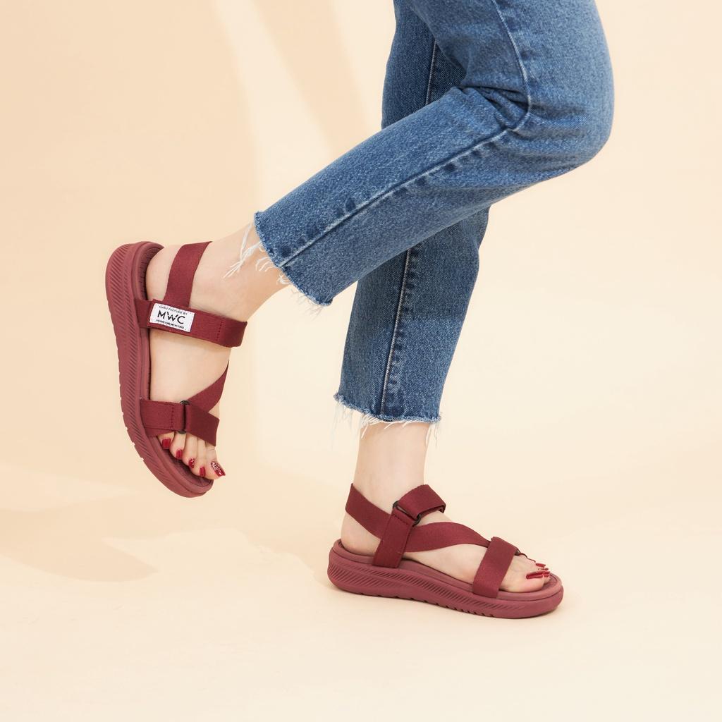 Giày MWC 2912 - Giày Sandal Đế Bằng, Giày Sandal Quai Chéo Vải Dù Đế Bằng Cá Tính