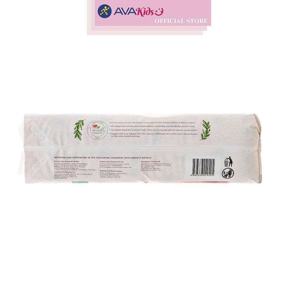 Tã dán Huggies Platinum nature made siêu cao cấp size NB 60 miếng (Dưới 5 kg)