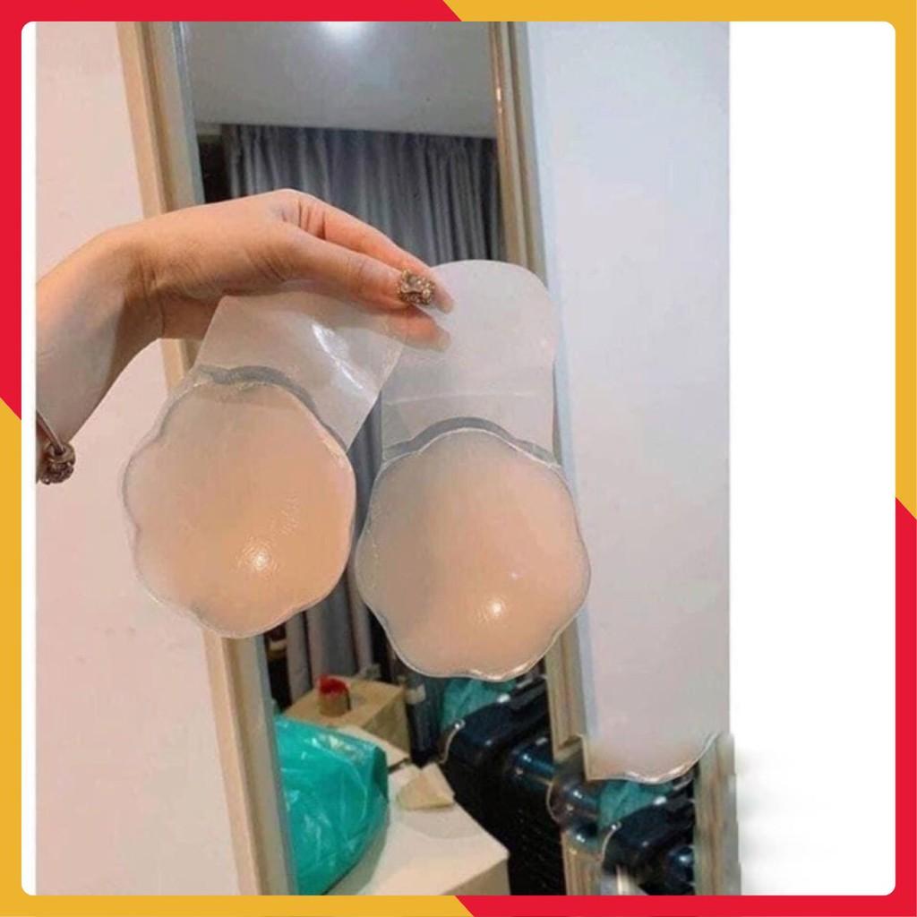 Miếng dán nâng ngực silicon