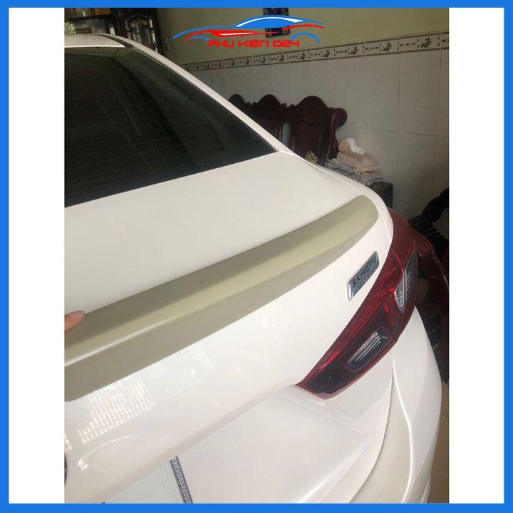 Đuôi gió sau xe liền cốp Mazda 2 Sedan 2015-2016-2017-2018-2019-2020-2021 hàng mộc chưa sơn