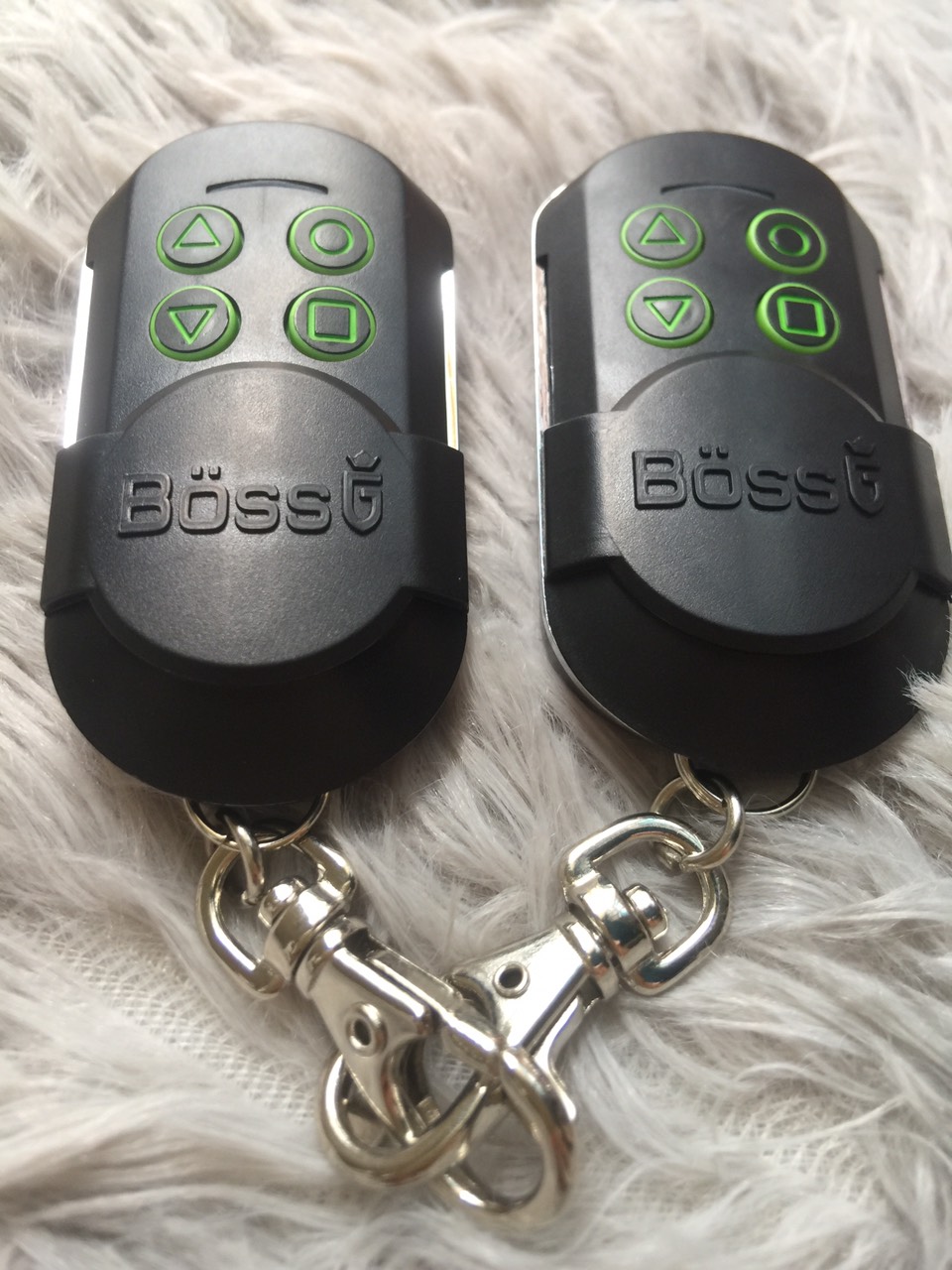 Điều khiển cửa cuốn bossdorr sóng 336