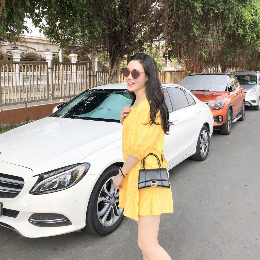 Đầm Liền Dáng Ngắn Freesize VảI Dập Kim Tuyến Màu Vàng CO EM Thiết Kế Cao Cấp Phù Hợp Dạo Phố Đi Chơi