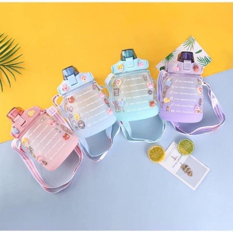 Bình đựng nước có ống hút, Bình nước nhắc giờ siêu cute 1200ml siêu xinh