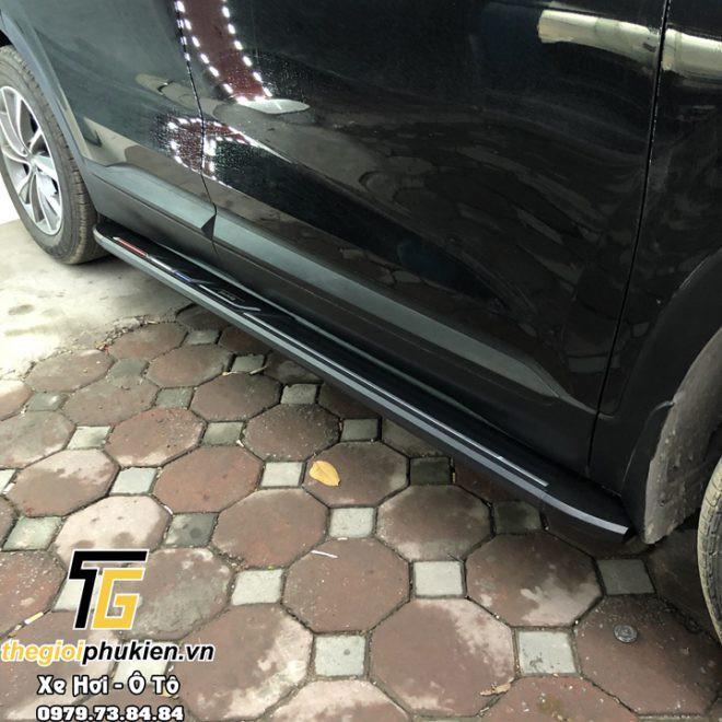 Bậc, Bệ bước chân Hyundai Santafe 2021 mẫu nhôm đúc kẻ chỉ