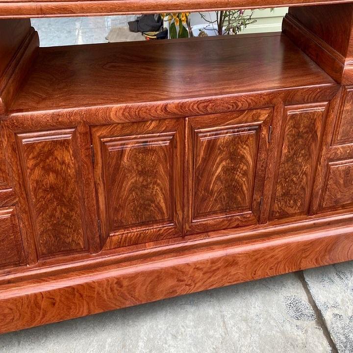 Kệ tivi vát trơn gỗ hương đá tuyển chọn vân ( Bác Duyên - Vĩnh Phúc )