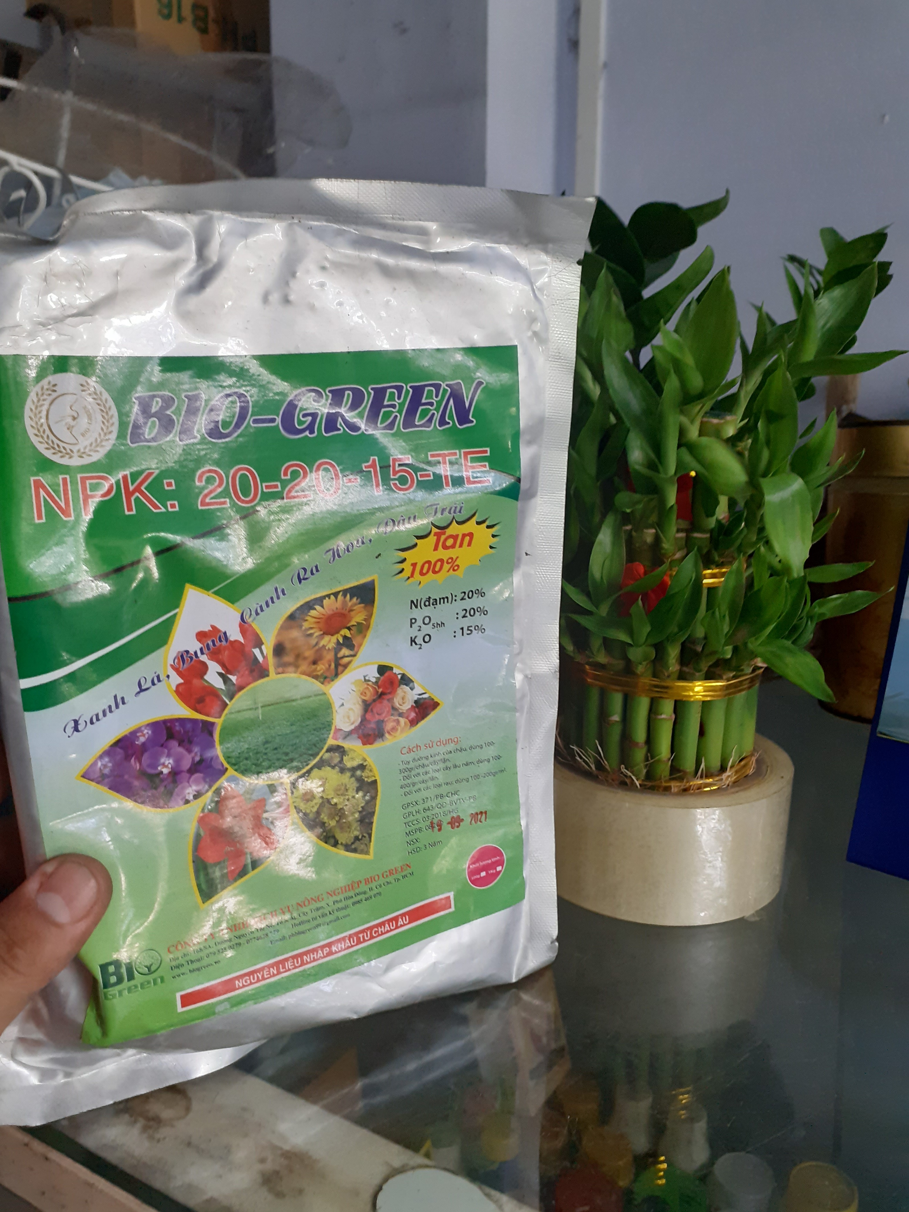 BỊCH 1 KÝ phân bón npk 20-20-15-TE