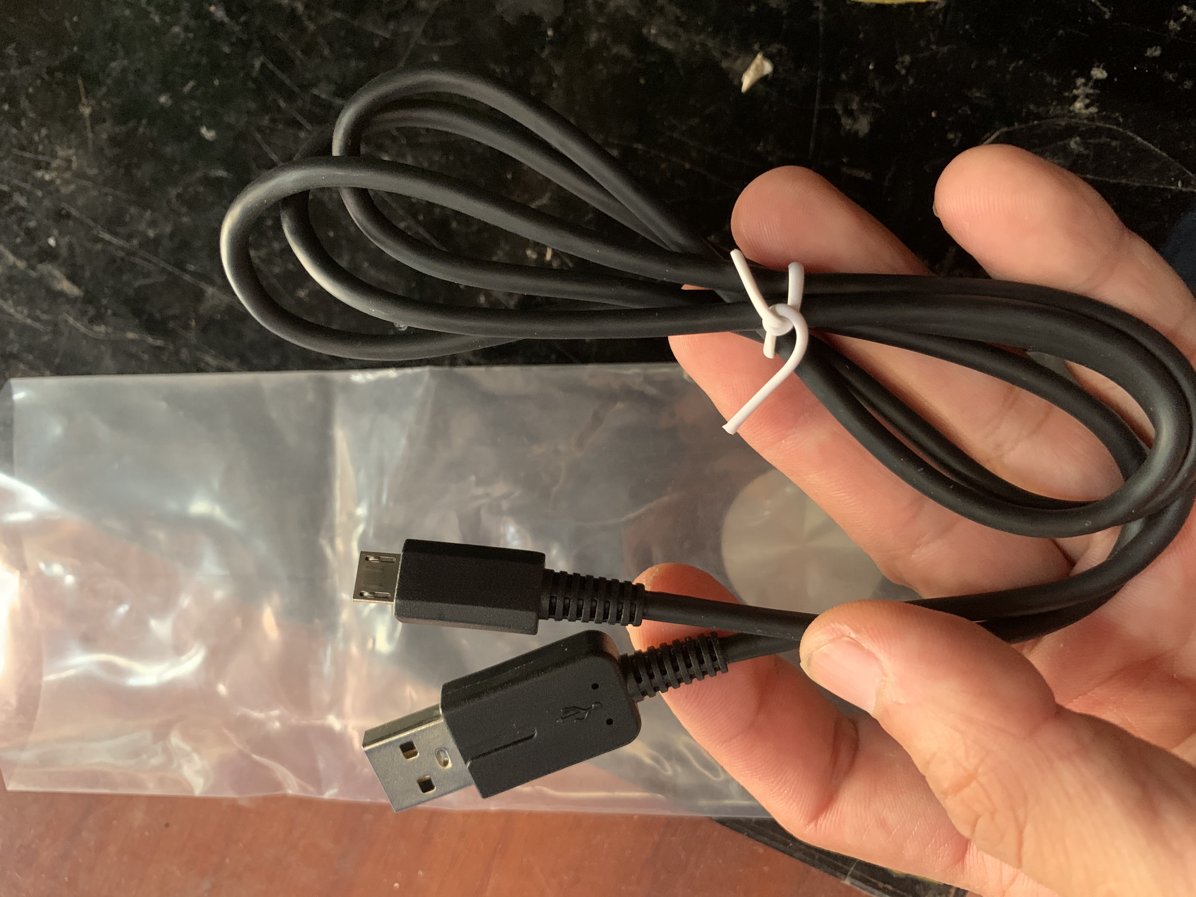 Dây cáp Usb máy Psvita 2000 dây sạc Cable USB máy game psvita2000chính hãng