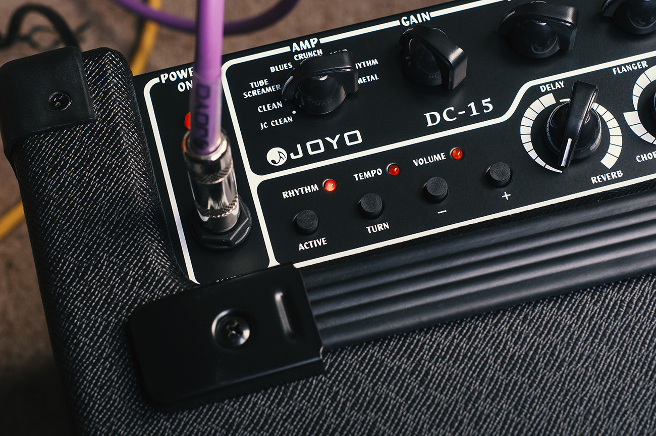 Hình ảnh Loa Amplifier Guitar Điện Joyo DC-15 - Amplifier Guitar Electric Joyo DC15 - 15W - hang chính hãng