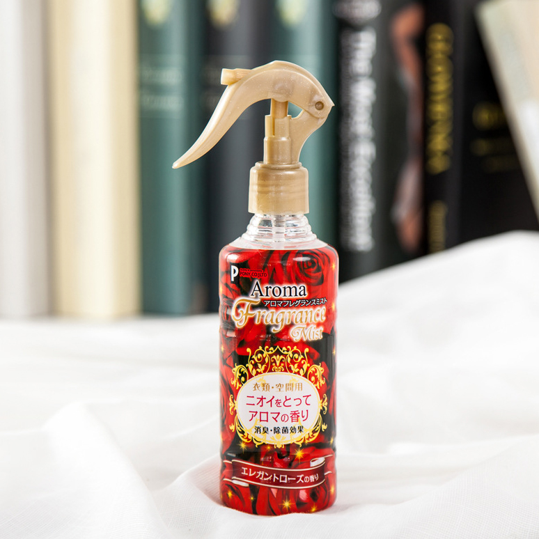 Xịt Thơm &amp; Làm Phẳng Quần Áo  Aroma Fragrance Mist &amp; Sweet Nhật Bản 250ml