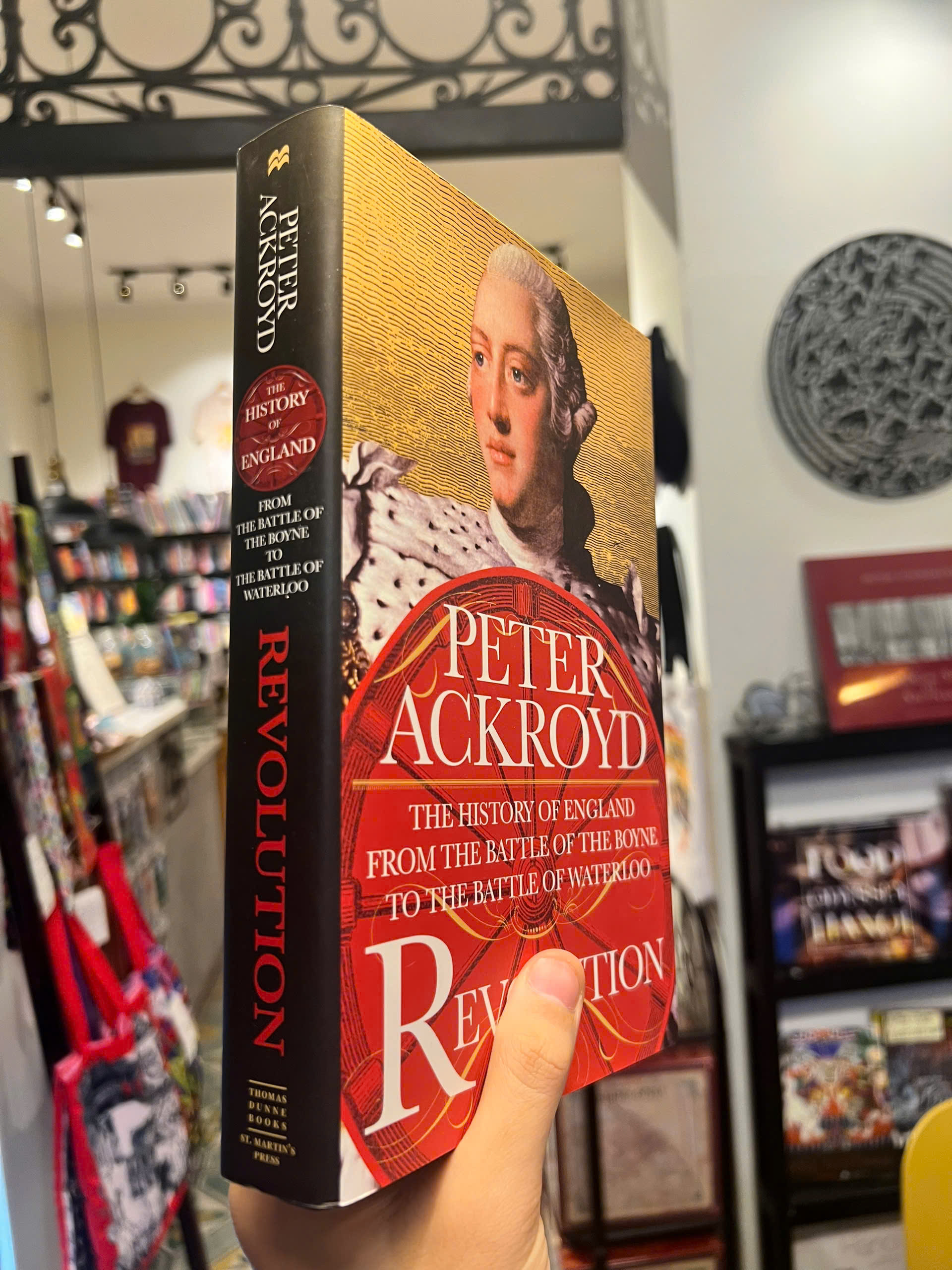 Sách - Revolution: The History of England from the Battle of the Boyne to the Battle of Waterloo