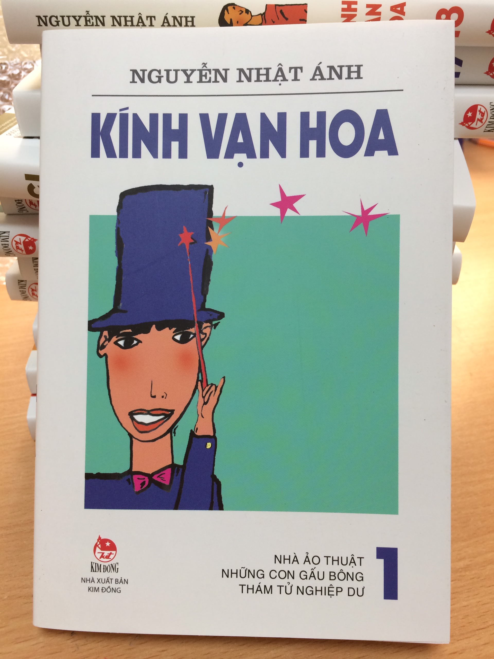 KÍNH VẠN HOA (PHIÊN BẢN MỚI) - TẬP 1