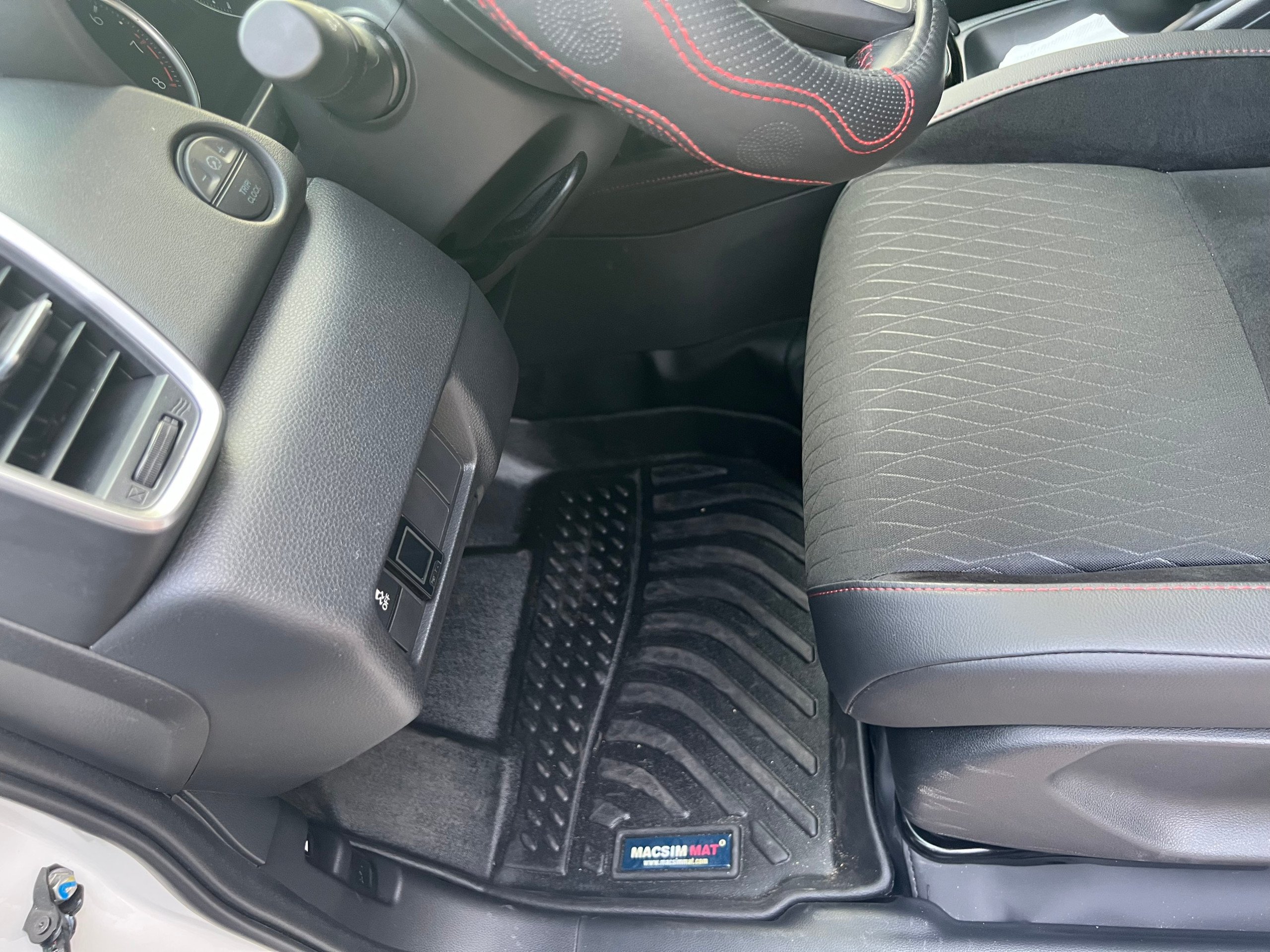 Hàng loại 2 Thảm lót sàn xe ô tô Honda City 2015-nay Nhãn hiệu Macsim chất liệu nhựa TPE