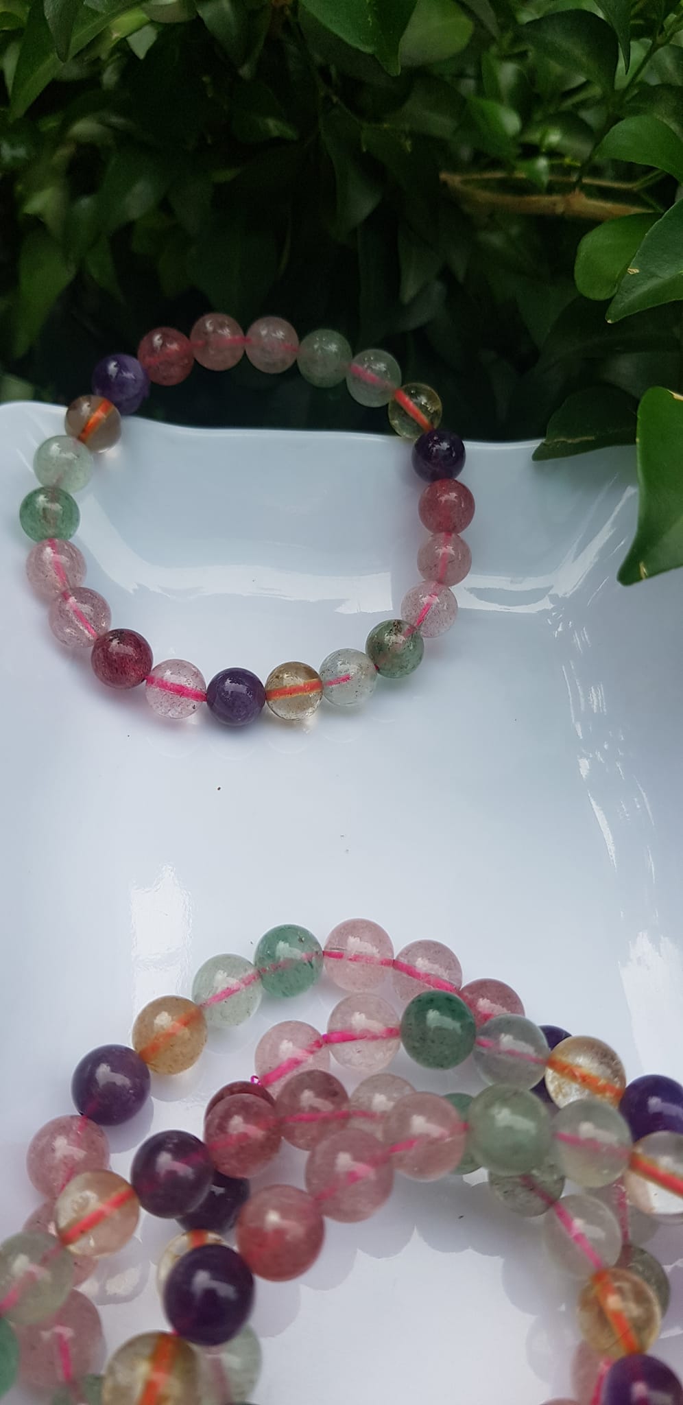 Vòng tay phong thủy may mắn đá thạch anh ngũ sắc tự nhiên Size vòng 8mm bóng tuyệt đẹp đa sắc màu nữ đeo xinh đẹp rẻ hợp nữ tất cả các mệnh Đá thiên nhiên đeo tốt sức khỏe, tim mạch đồng thời may mắn phong thủy tài lộc ạ