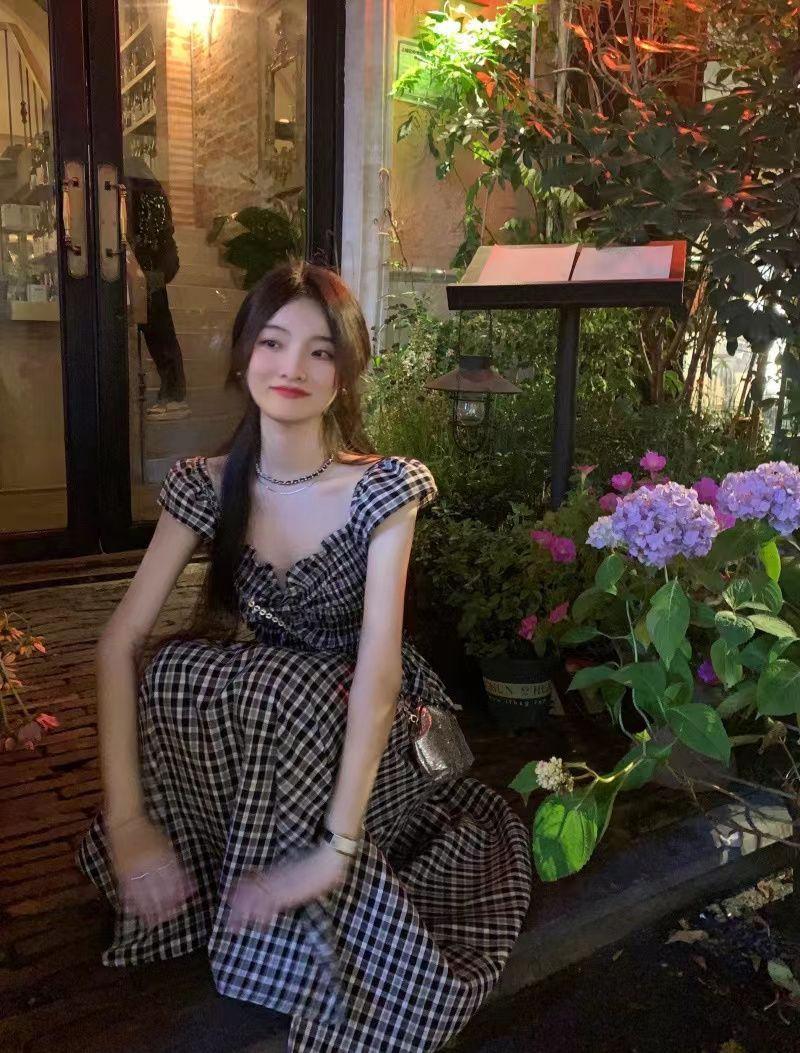 DIYIWEI Cao cấp Hepburn Wind Tea Break French Sleeves Sling Dress Trẻ em mùa hè thắt lưng váy dài màu đen 2023