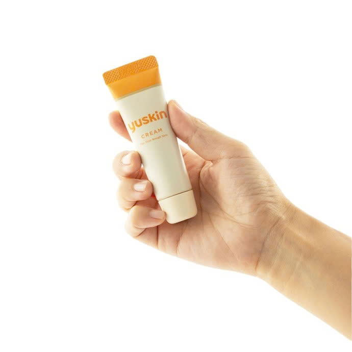 Kem Dưỡng Da Yuskin Cream Cấp Ẩm Dành Cho Da Khô Nứt Nẻ (Tuýp 30g)