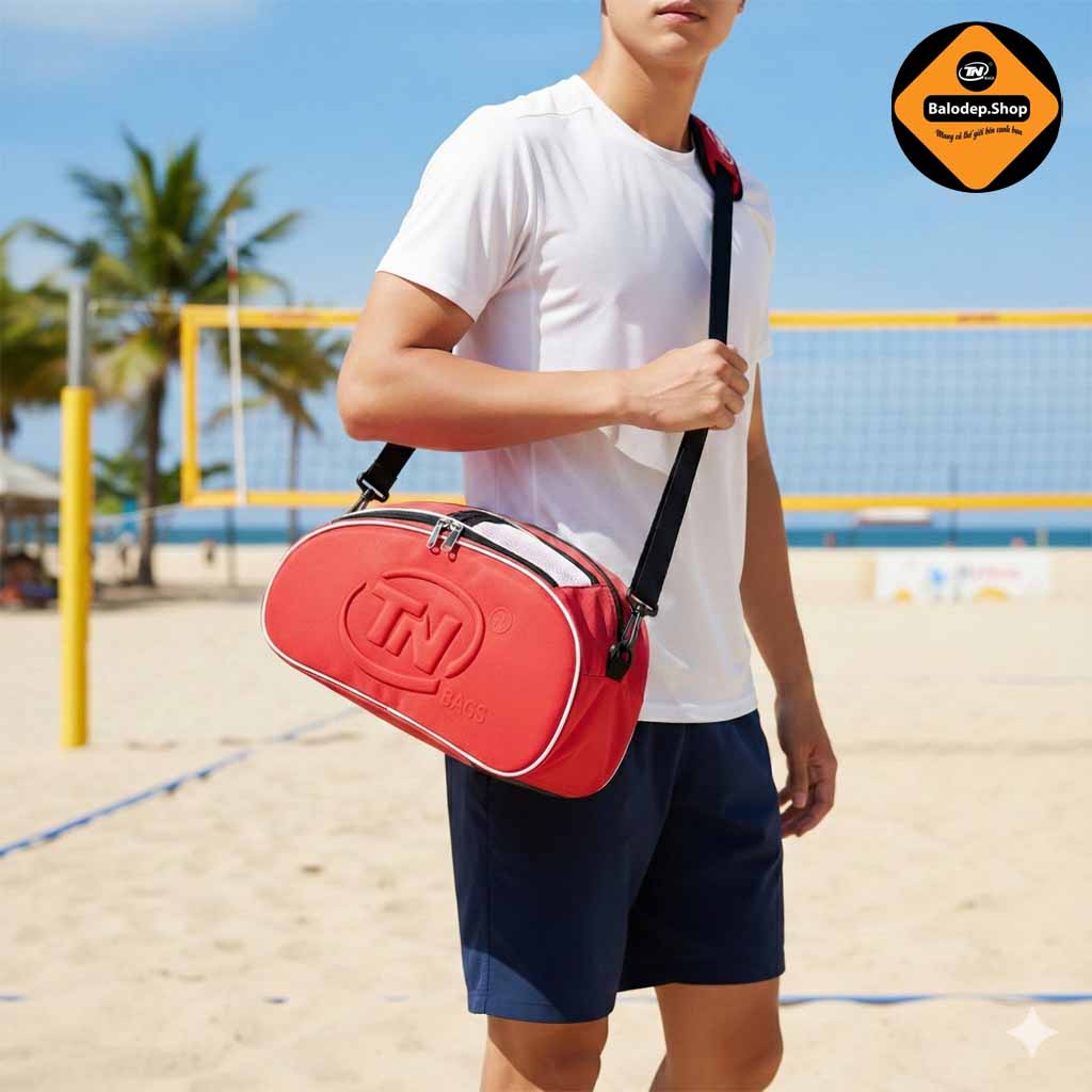 Túi Đựng Giày Thể Thao TNBags TN.B 9002 Màu Đỏ – Ngăn Rộng, Sang Trọng, Chống Nước, Logo Dập Nổi Cá Tính, Dây Đeo Thoải Mái!