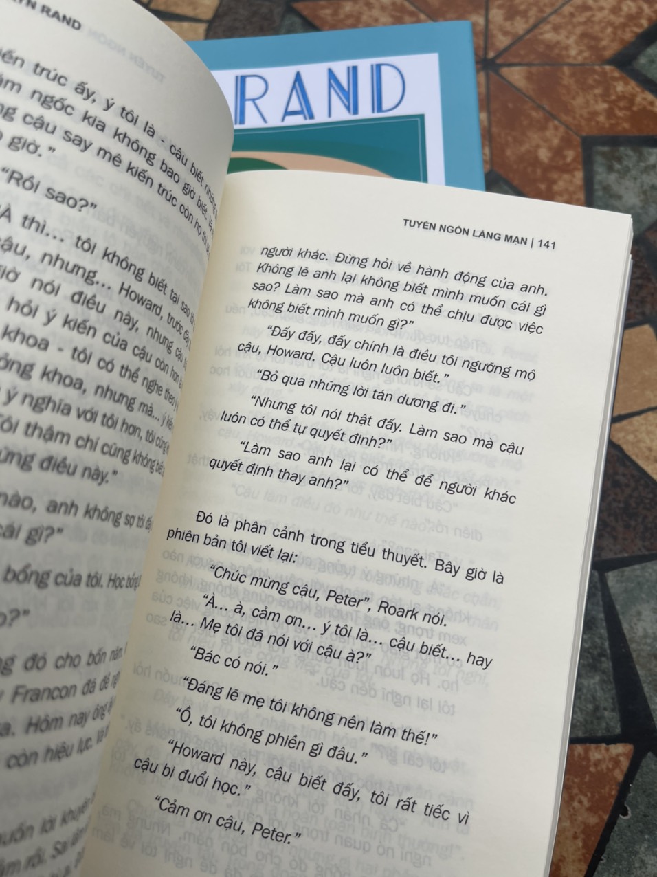 SUỐI NGUỒN - TUYÊN NGÔN LÃNG MẠN