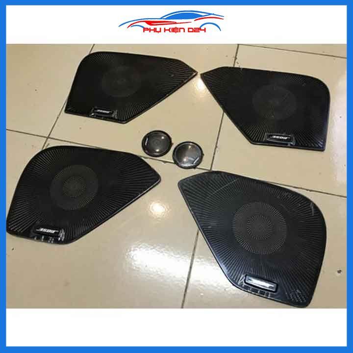 Bộ ốp màng loa vân Titan cho xe CX-8, CX8 2018-2019-2020-2021-2022 chống xước trang trí nội thất ô tô