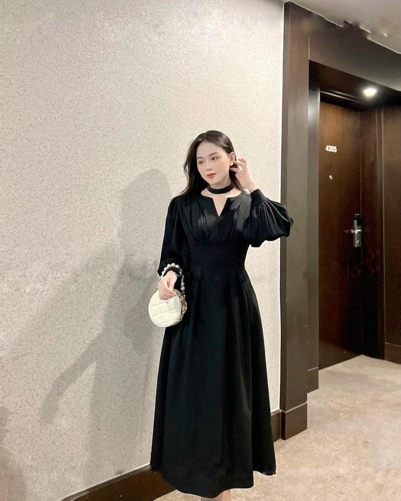 ĐẦM MIDI XẾP LI TAY DÀI CỔ XẺ