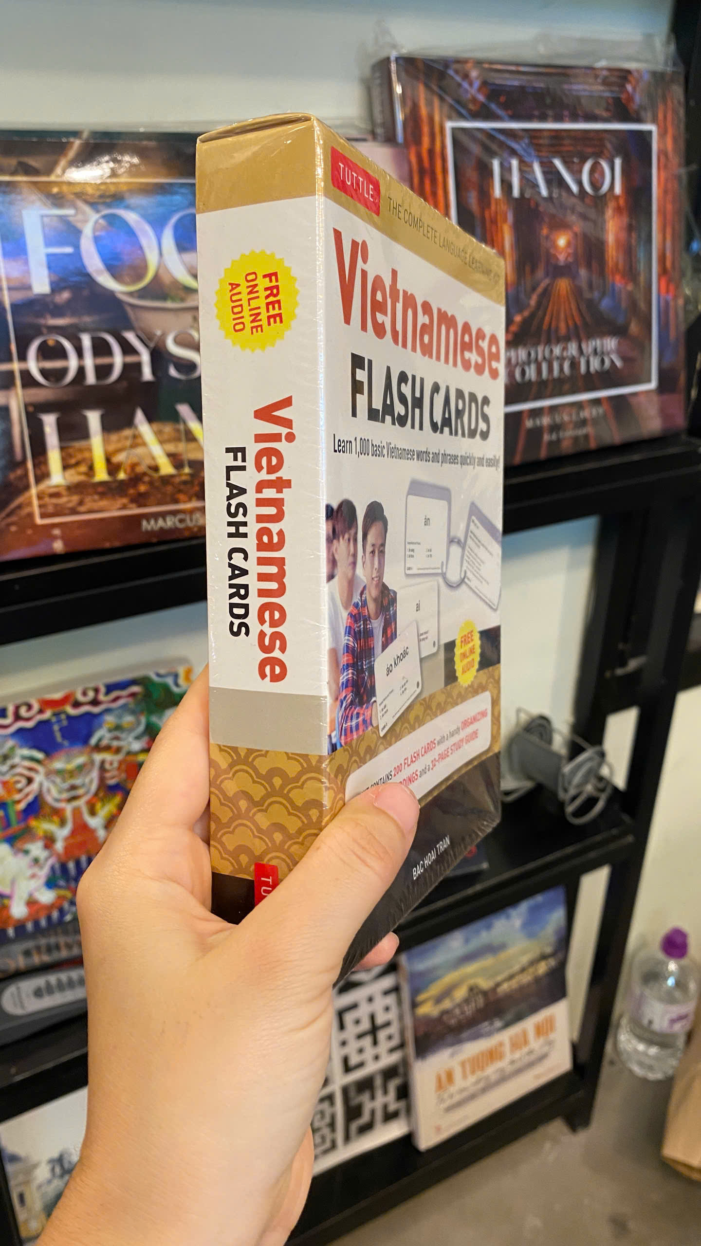 Sách - Vietnamese Flash Cards Kit: The Complete Language Learning Kit | Thẻ học Tiếng Việt