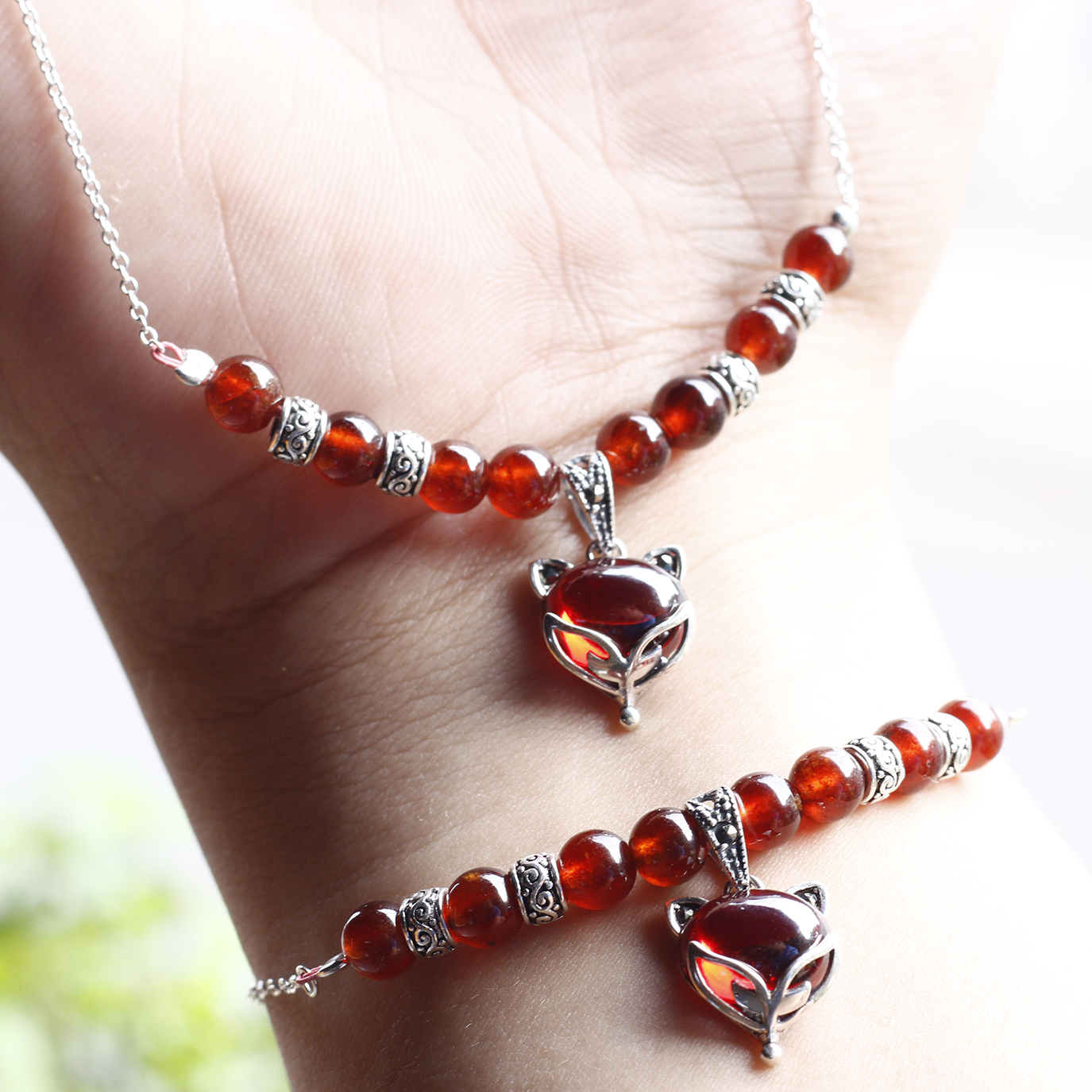 Bộ trang sức đá garnet phối hồ ly bọc bạc mệnh hỏa,thổ - Ngọc Quý Gemstones