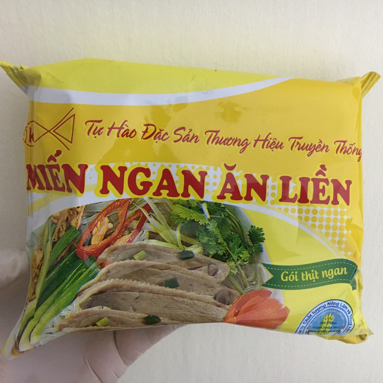 1 THÙNG 20 GÓI MIẾN NGAN ĂN LIỀN KHÁNH THỌ ( CÓ GÓI THỊT NGAN)