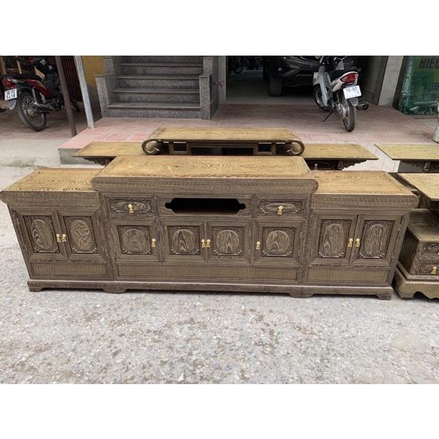 Kệ gỗ đuôi công mẫu mõ lồi kt 2m4