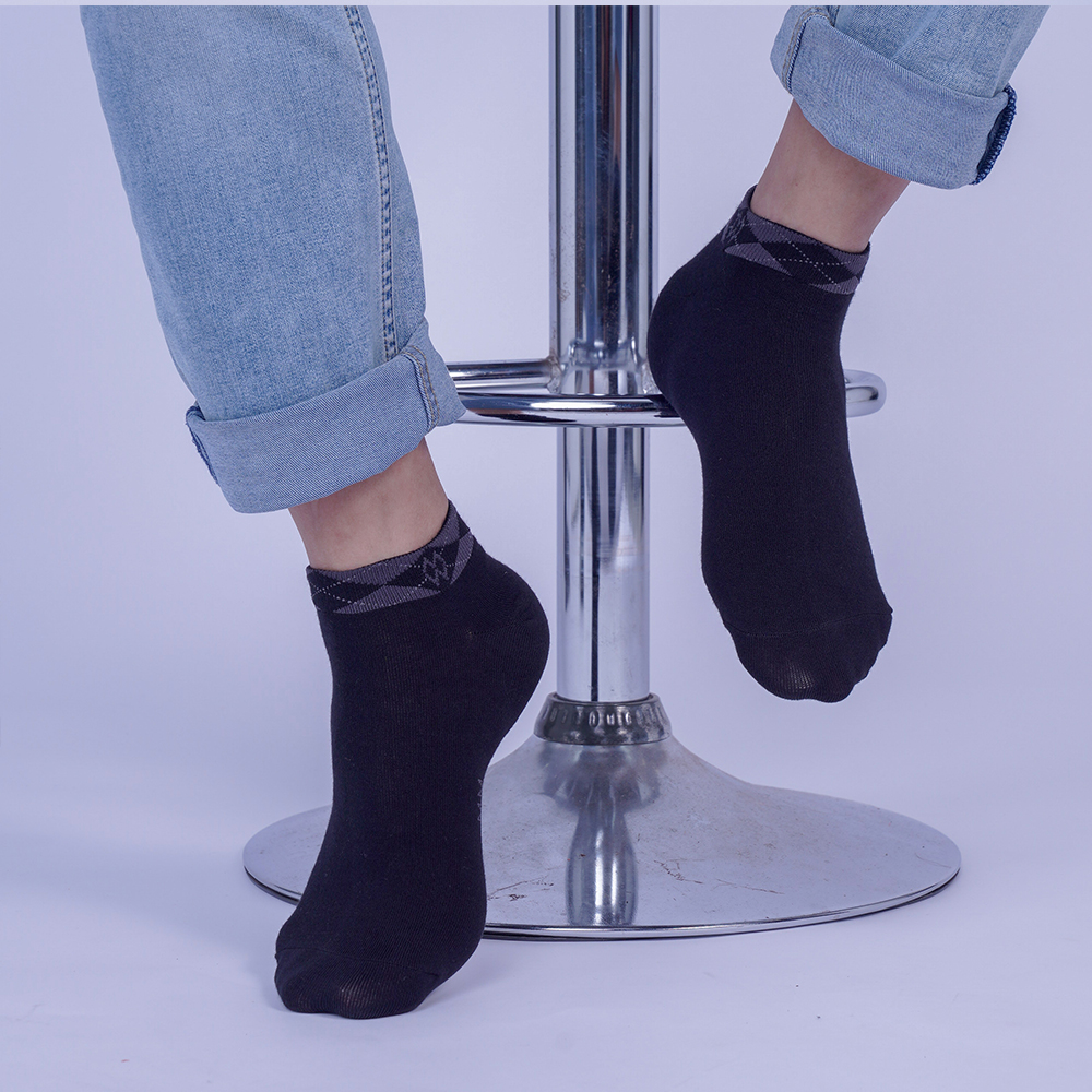 Hộp 5 đôi tất vớ nam cổ ngắn MRM Manlywear - mix màu, chất liệu sợi cotton êm chân, mềm mại thoáng mát, chống hôi chân