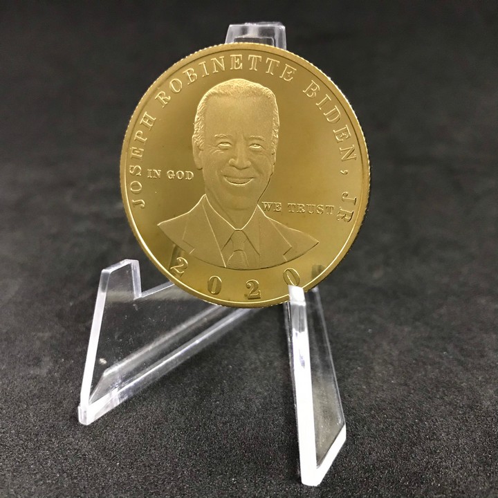 Xu lưu niệm Biden màu vàng, chất liệu Niken mạ, dùng để sưu tầm, trưng bày bàn sách, bàn tiệc, làm quà tặng - TMT Collection.com - SP005091