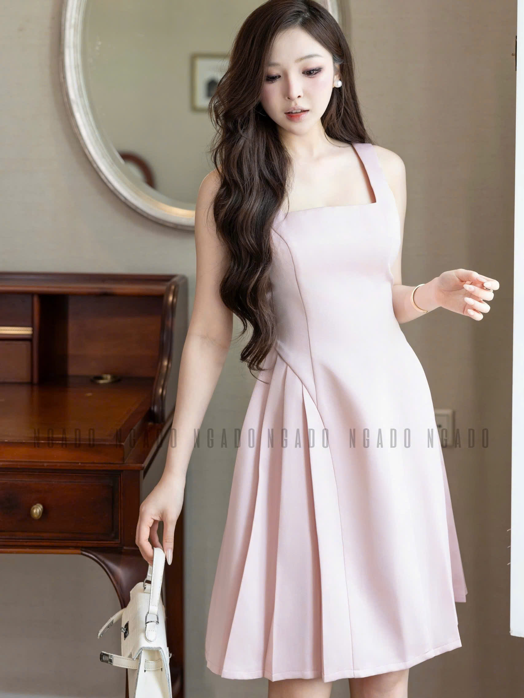 Đầm hồng cổ vuông xếp ly NGADO , đầm xếp ly , đầm dự tiệc , công sở