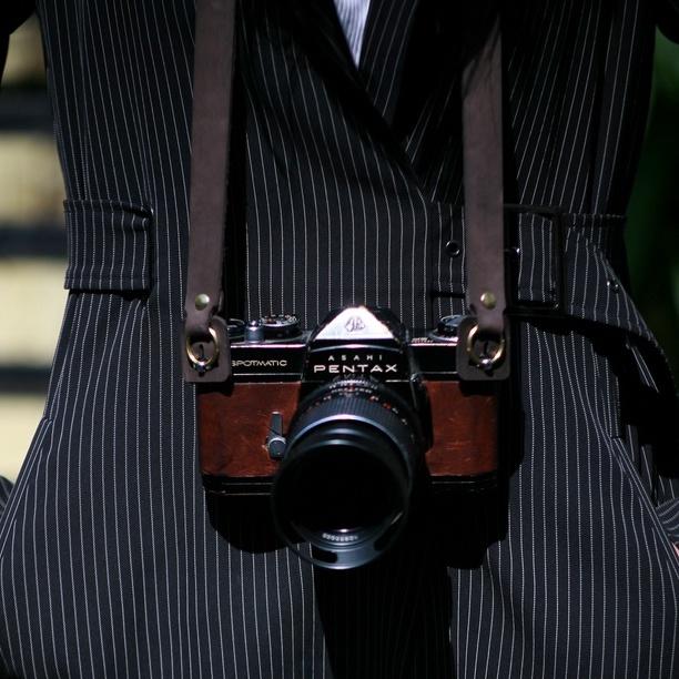 Dây máy ảnh da bò thật handmade bền chắc cực đẹp nâu đất RAM Leather a22 nâu đất RAM Leather