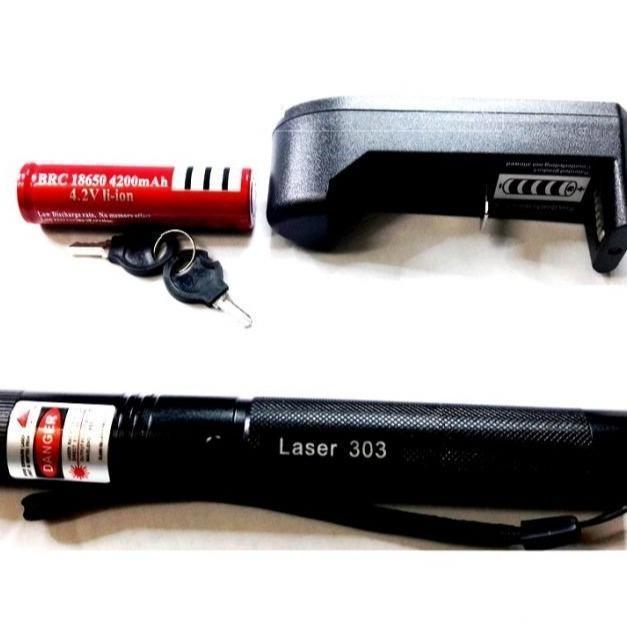 Đèn Pin Laser 303 Tia Đỏ Siêu Sáng Kèm Pin Và Sạc