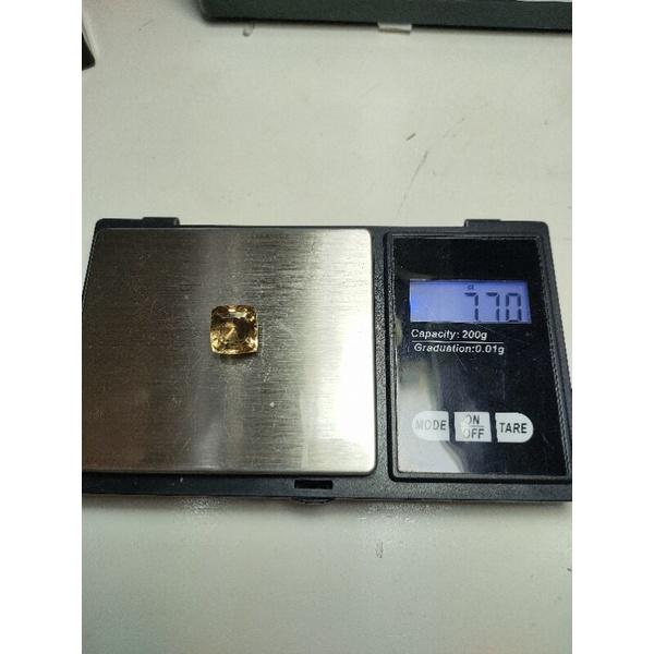 770- hạt SMOKY KHÓI (THIÊN NHIÊN) Lỗi giác mài, mẻ cạnh