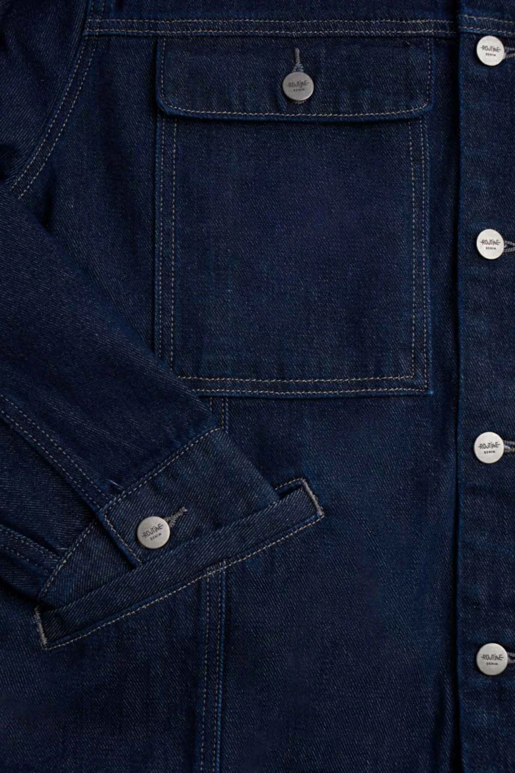 Hình ảnh Áo Khoác Jeans Nam ROUTINE vải Wash Mềm Gài Nút Trơn Form Loose - 10F23DJA003 | LASTORE MENSWEAR