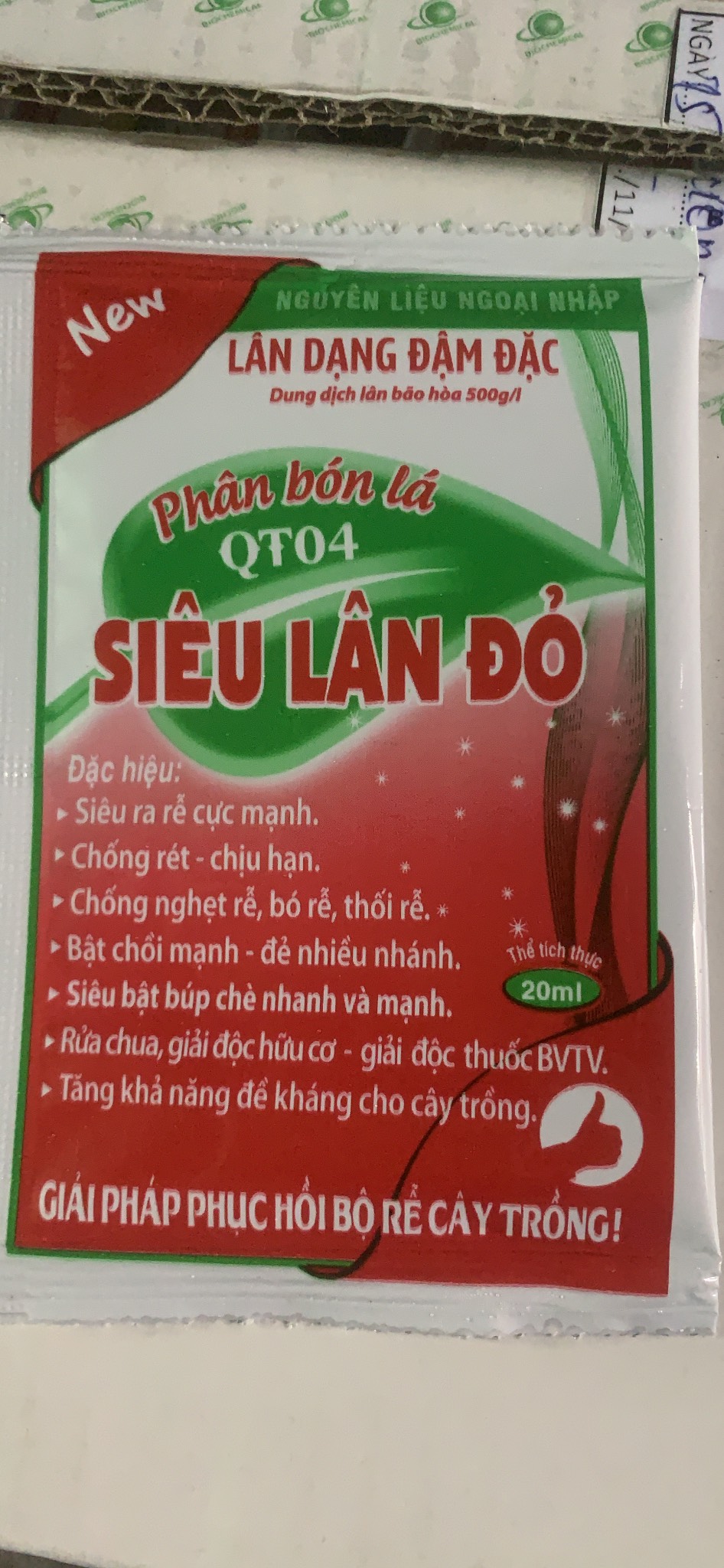 BỘ 02 Phân Bón Lá QT04 Siêu Lân Đỏ, Siêu Ra Rễ Cực Mạnh, Chống Rét, Bật Chồi Mạnh Gói 20Ml