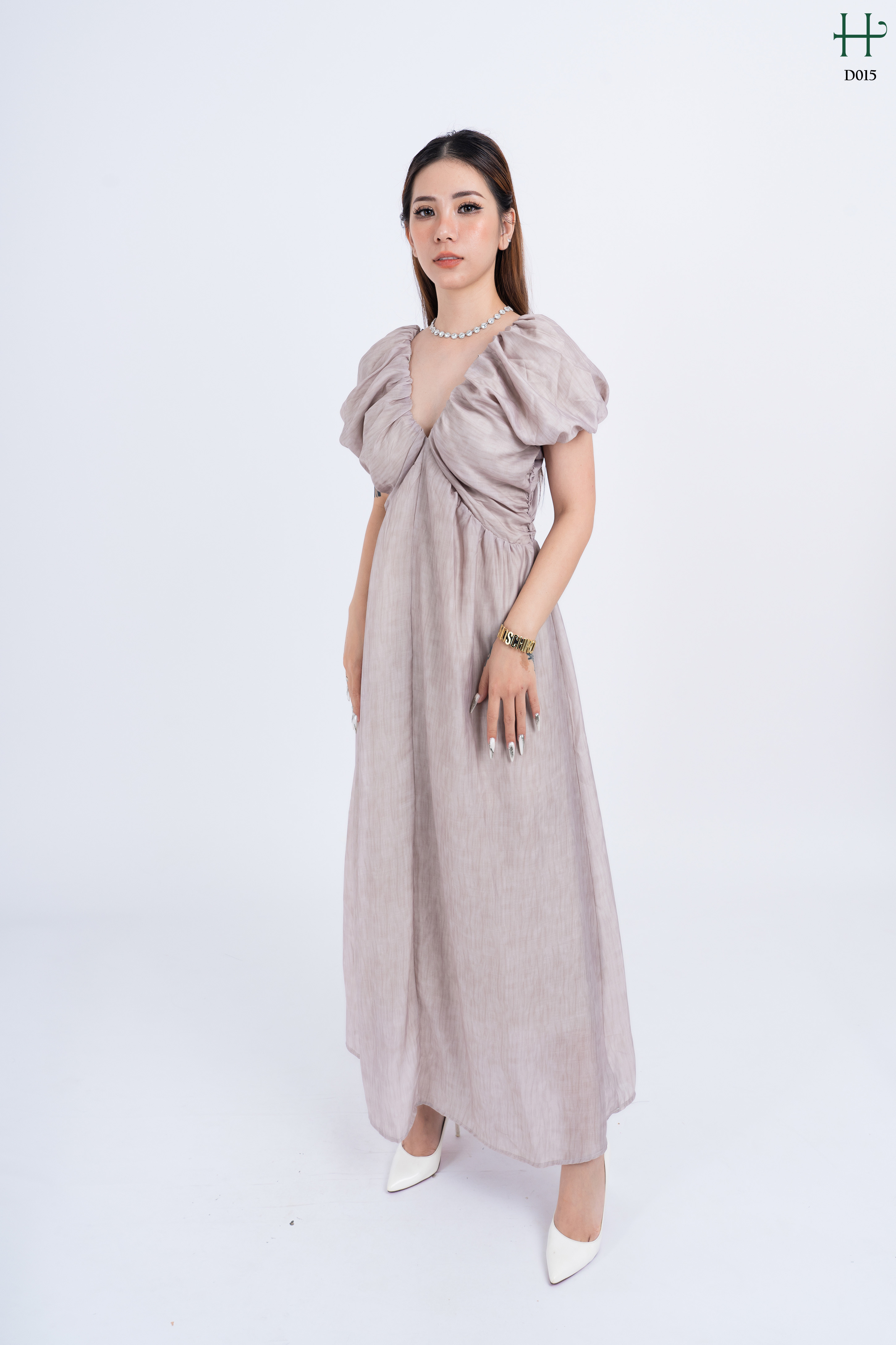 Đầm nhún tay cách điệu cho nữ