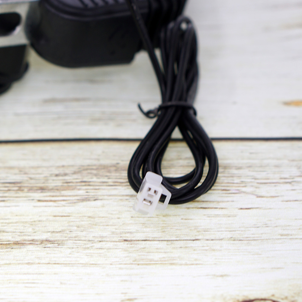 Giá Đỡ Kẹp Điện Thoại Cho Môtô Và Xe Máy Tích Hợp Cổng Sạc USB 5V Tiện Dụng