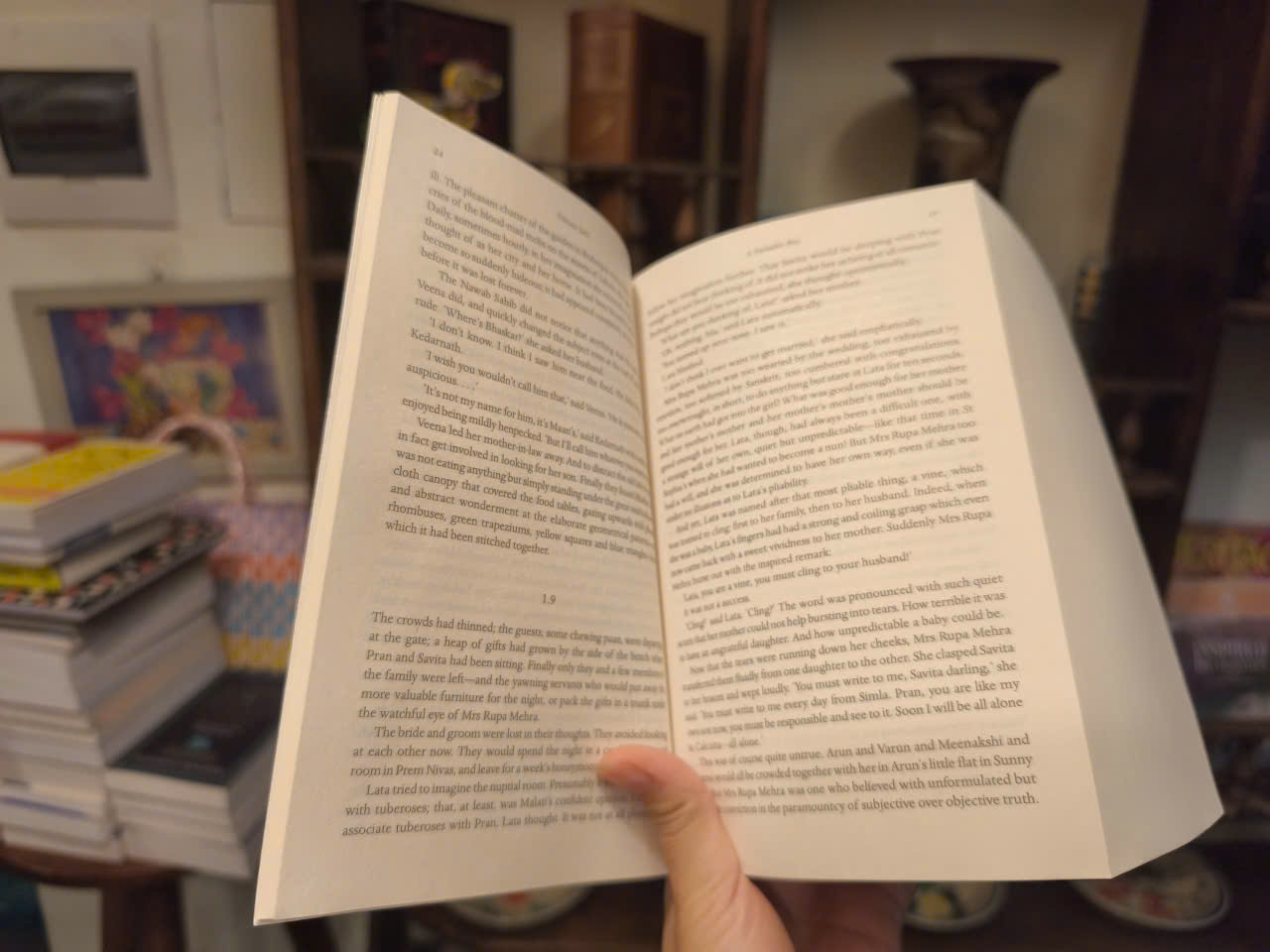 Sách - A Suitable Boy by Vikram Seth | Indian Literature / Romance Historical Fiction / Ngoại văn Nhập khẩu