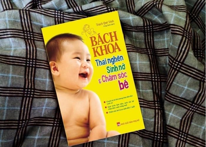 Combo Sách - Tri Thức Cho Một Thai Kì Khỏe Mạnh + Bách Khoa Thai Nghén Sinh Nở Chăm Sóc Em Bé (TB) + Bách Khoa Nuôi Dạy Trẻ Từ 0-3 (TB) (Minh Long Books)