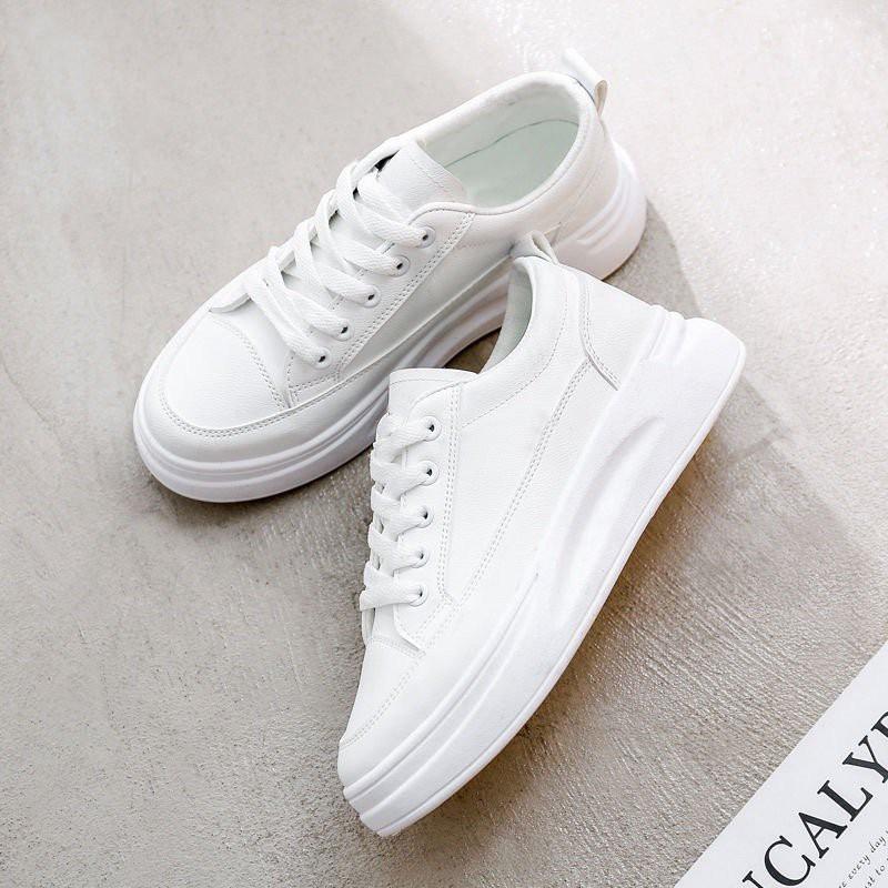 Giày Thể Thao Nữ Cổ Thấp Trắng Basic G4
