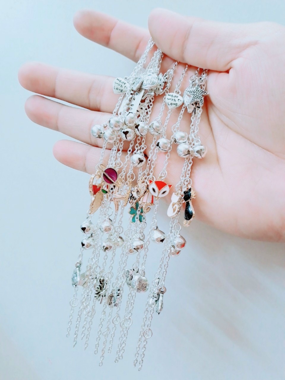 Lắc tay lắc chân