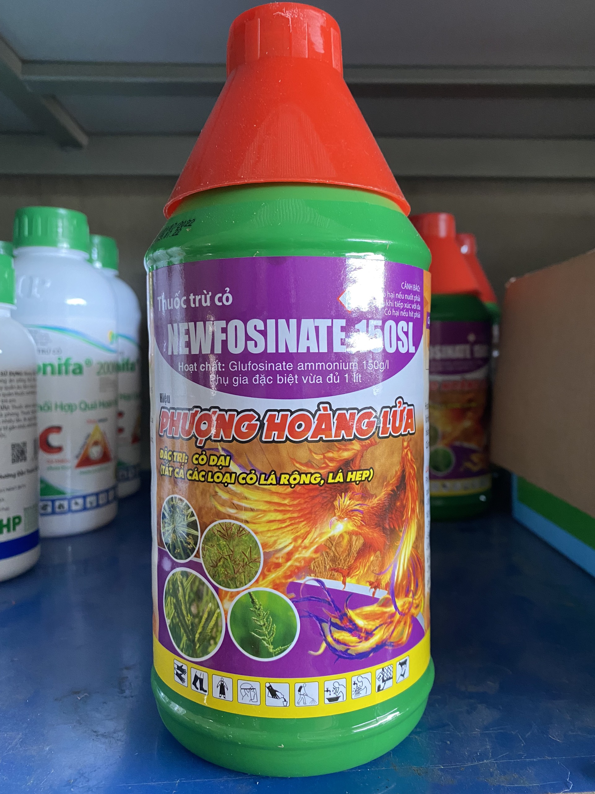 Thuốc trừ cỏ NEWFOSINATE 150SL (900ml)