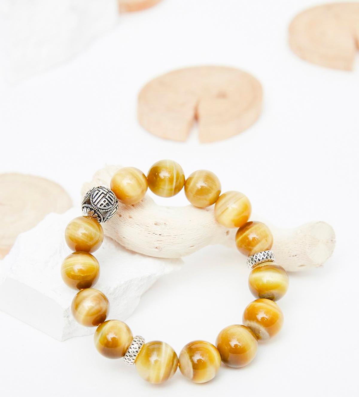 Vòng tay đá thạch anh mắt hổ vàng tâm phối charm tròn bạc 13mm mệnh thổ, kim - Ngọc Quý Gemstones