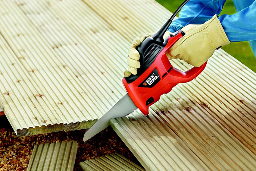 Máy Cưa Gỗ Và Sắt Cầm Tay Black+Decker New 2017 KS880EC - Tặng Kèm 2 Lưỡi Cưa Gỗ và Cưa Sắt