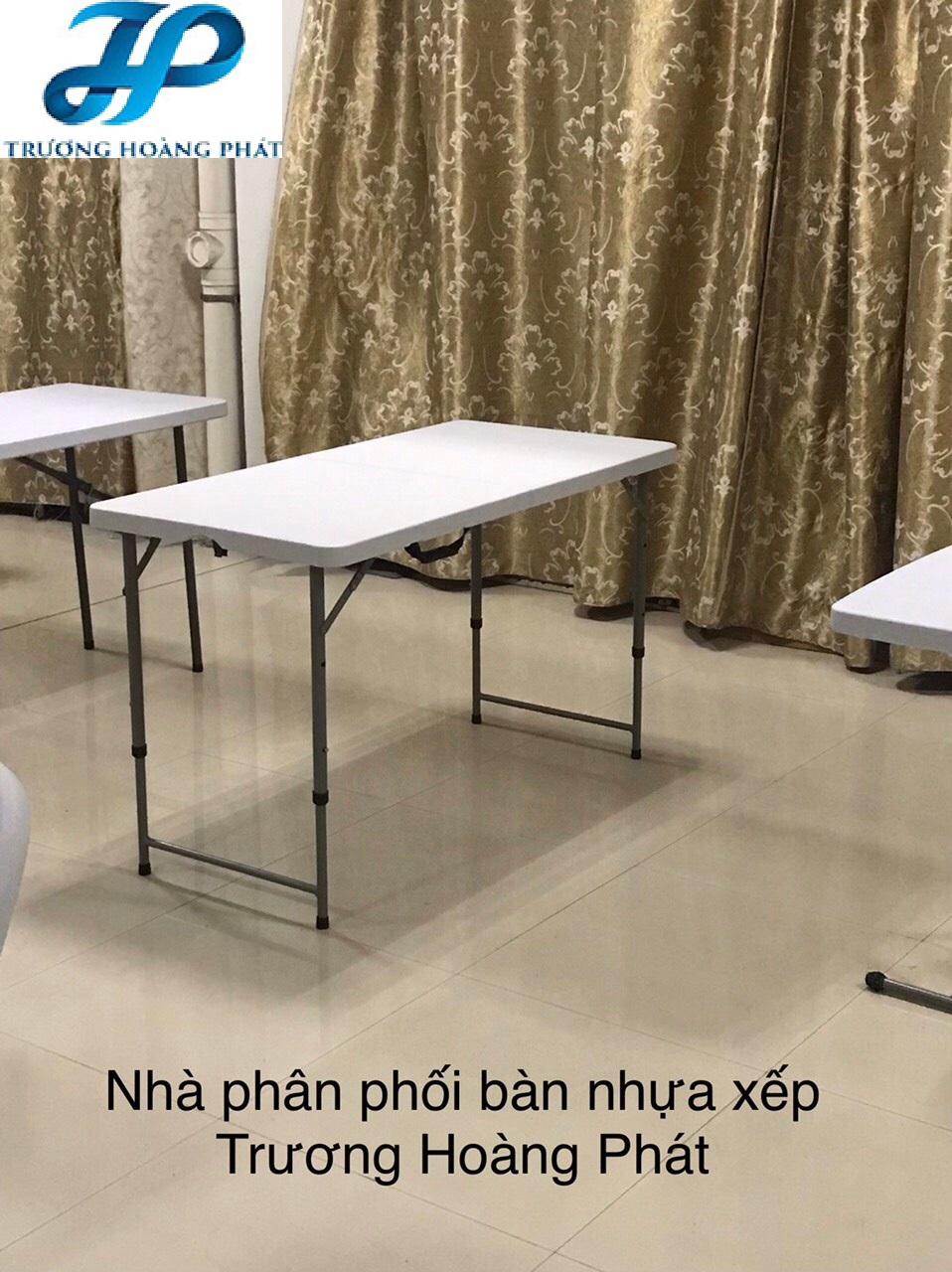 Bàn nhựa gấp gọn 1.2m