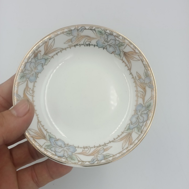 Đĩa Muỗi Tiêu Hoa Dây xanh Viền Vàng Sứ Long Phương Cao Cấp