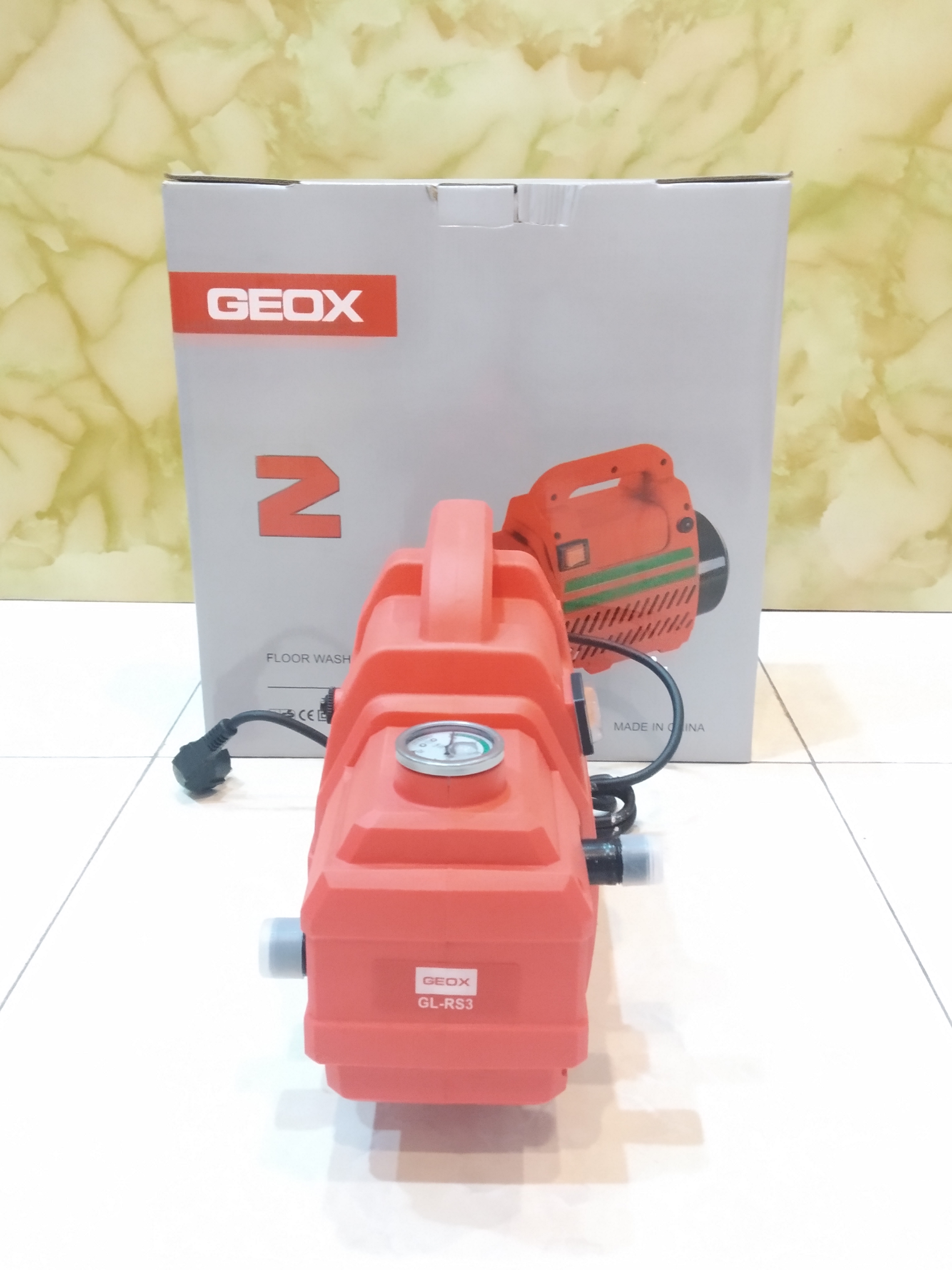 Máy Phun Xịt Rửa Xe Gia Đình Áp Lực Cao 2000W GEOX GL-RS3 - Hàng Chính Hãng