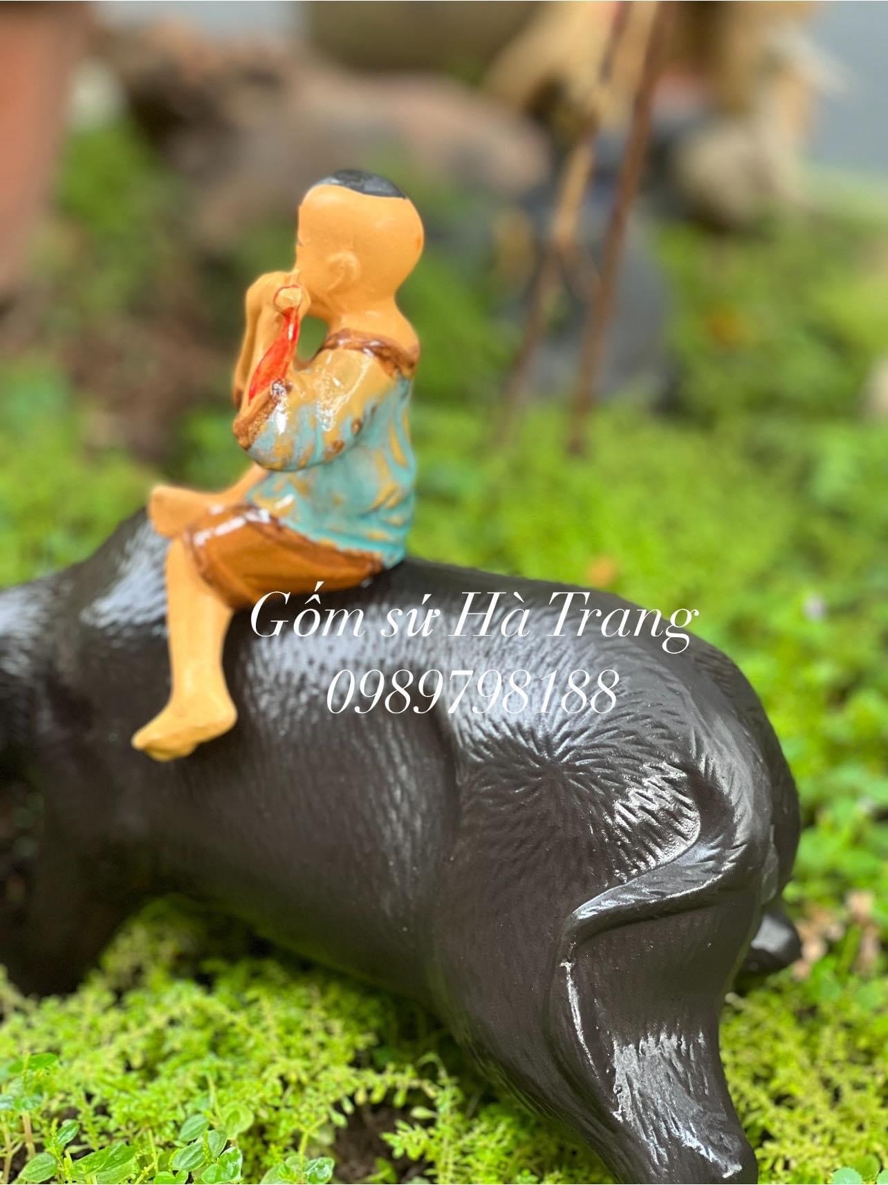 Tượng mục đồng chăn trâu gốm sứ Bát Tràng size 33cm